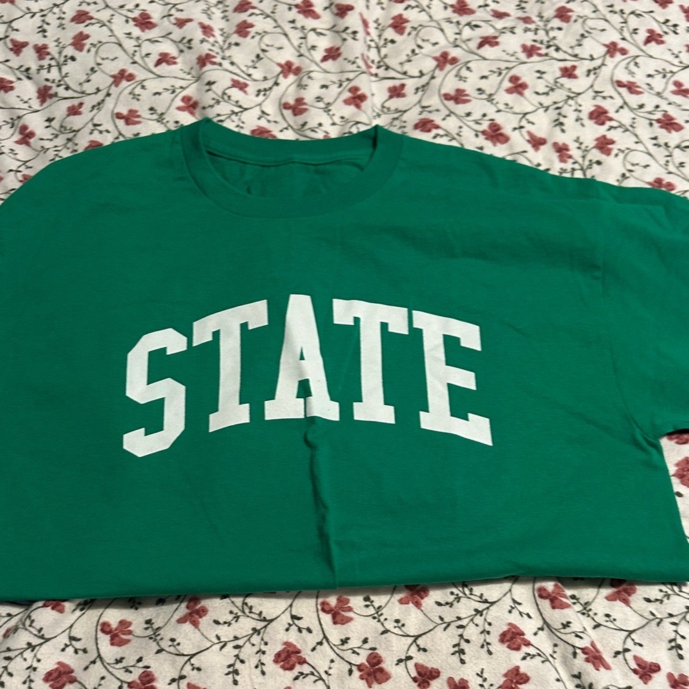 Green 'STATE' Graphic T-Shirt